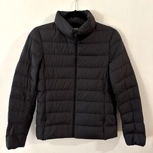 Uniqlo Ultra Light Down Jacket XS Matte Black - Like New Puffer Coat